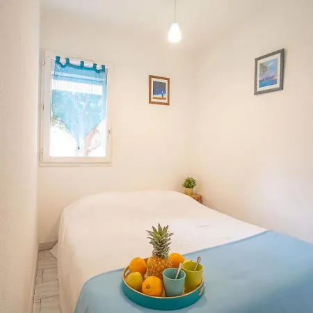 Les Cyprianes.3 Apartment