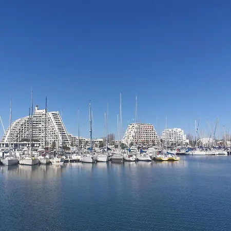 아파트 Les Cyprianes-3 By Interhome *