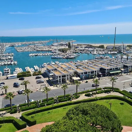 Daire Les Cyprianes-3 By Interhome